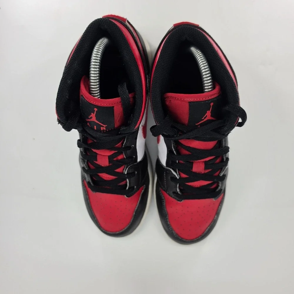Nike Air Jordan 1 Mids Shoes Kids 6.5Y Black Fire Red White Alternate Bred Toe